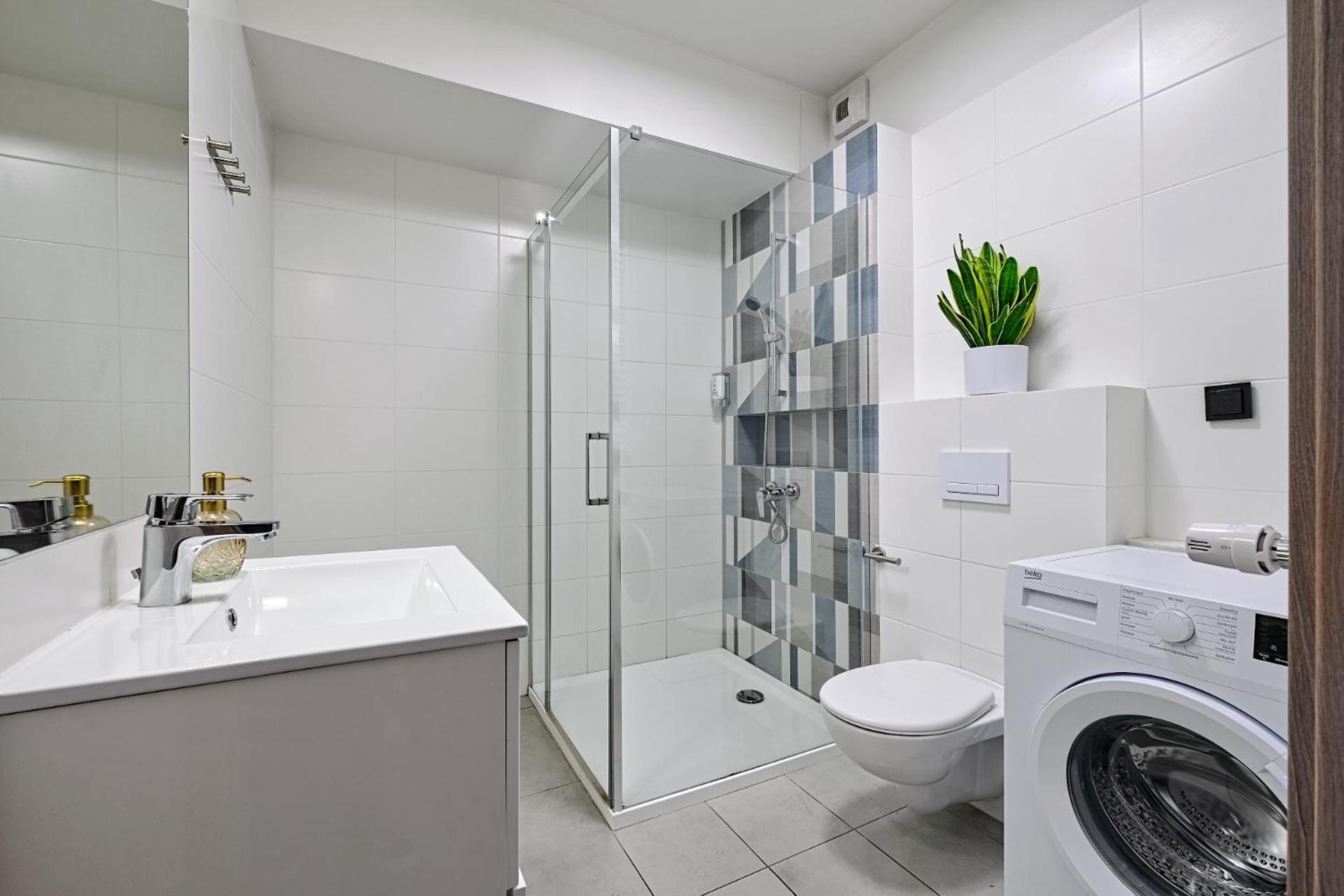 Golden Apartments/op35 Apartment *