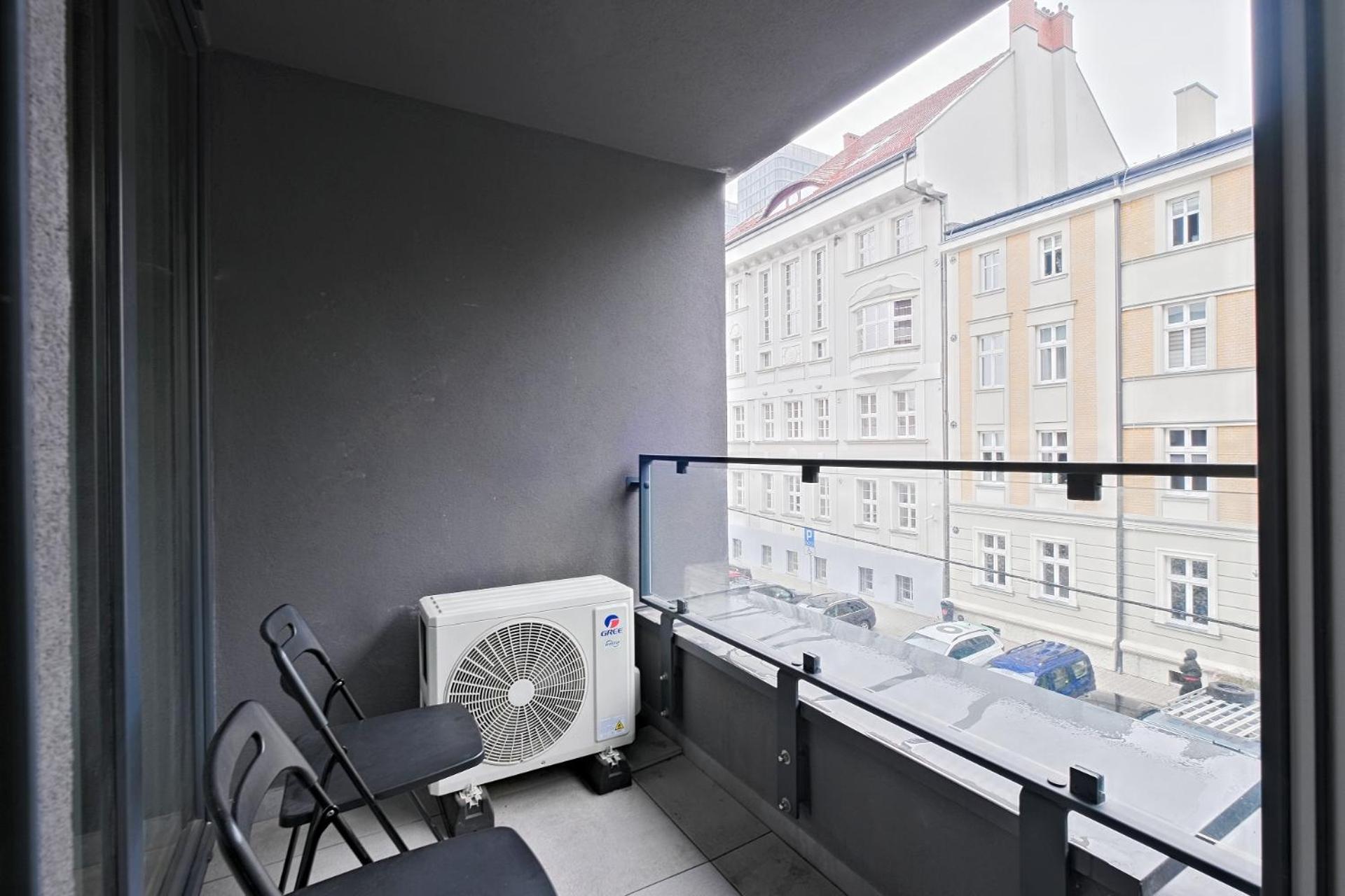 Golden Apartments/op35 Apartment
